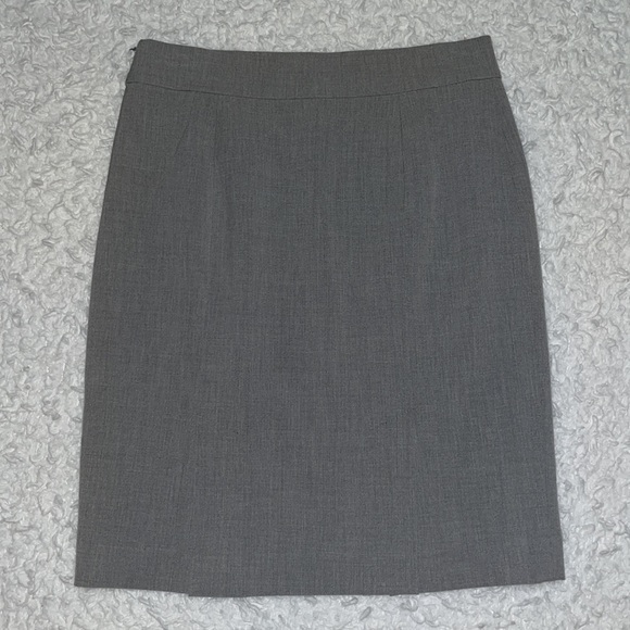 Korinna Petite skirt size 6 - Picture 2 of 5